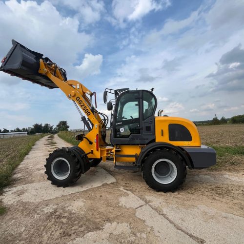 WhatsApp Image 2025-09-04 at 09.27.09 (2)